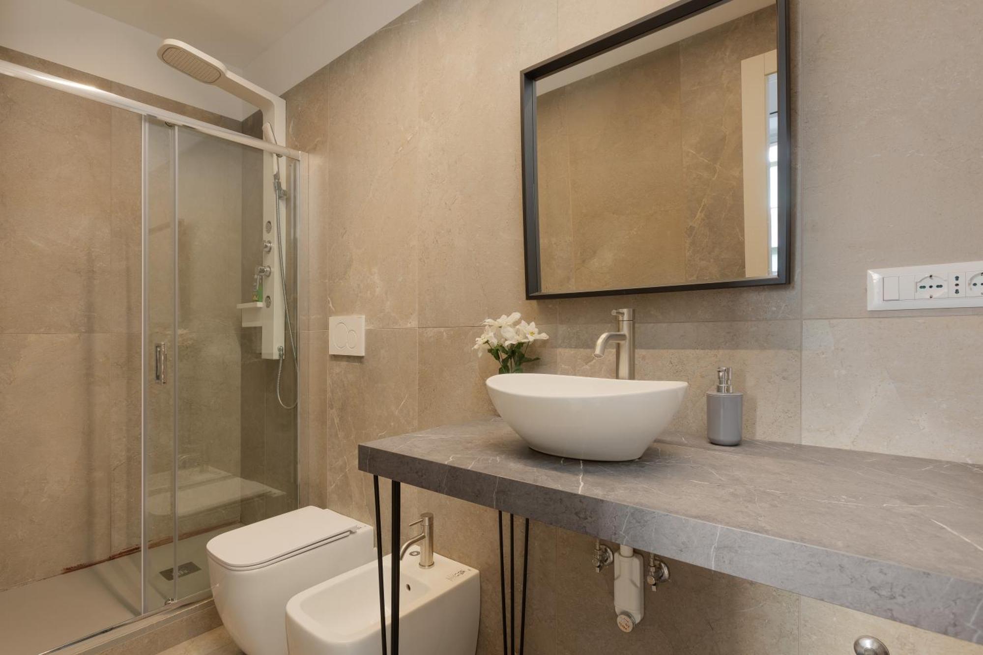 Snapstay Luxury Apartments In Centro A Trieste Ngoại thất bức ảnh